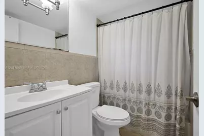 2920 SW 28th Ter #207, Miami, FL 33133 - Photo 18