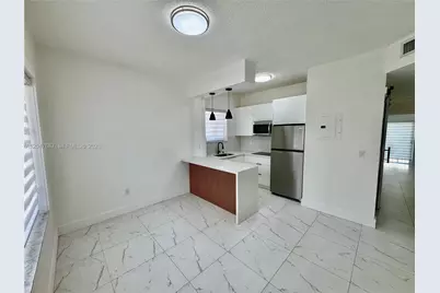 421 NW 13th Ave #A, Miami, FL 33125 - Photo 2