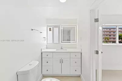 319 NE 14th Ave #201, Hallandale Beach, FL 33009 - Photo 12
