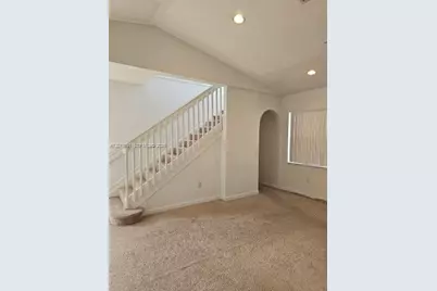2160 NE 37th Rd, Homestead, FL 33033 - Photo 8