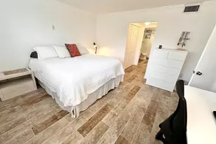 1674 Bay Rd, Miami Beach, FL 33139 - Photo 6