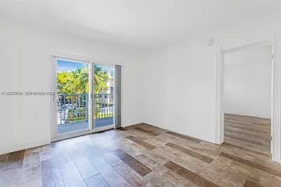 1674 Bay Rd #302, Miami Beach, FL 33139 - Photo 4