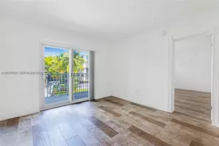 1674 Bay Rd, Miami Beach, FL 33139 - Photo 4