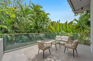 10 Samana Dr, Miami, FL 33133 - Photo 16