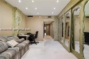 11111 Biscayne Blvd, North Miami Beach, FL 33181 - Photo 14