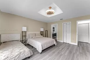13285 NW 11th St, Miami, FL 33182 - Photo 14