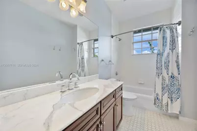 2310 Bayview Ln, North Miami, FL 33181 - Photo 58