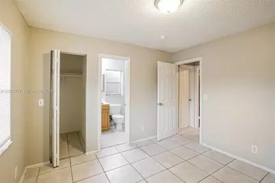 7820 SW 9th St, North Lauderdale, FL 33068 - Photo 12