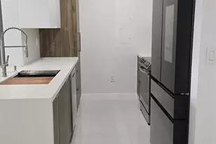 230 SW 117th Terrace, Pembroke Pines, FL 33025 - Photo 6