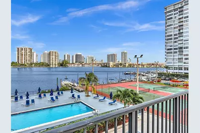 2780 NE 183rd St #302, Aventura, FL 33160 - Photo 34