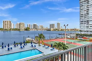 2780 NE 183rd St, Aventura, FL 33160 - Photo 34