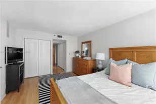 7601 E Treasure Dr, North Bay Village, FL 33141 - Photo 10