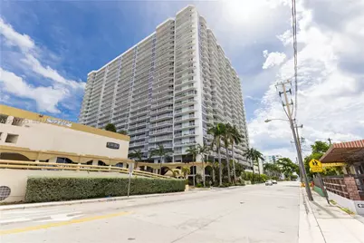 7601 E Treasure Dr #2001, North Bay Village, FL 33141 - Photo 36