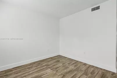 122 SW 56th Ave, Miami, FL 33134 - Photo 6
