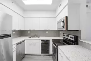1500 Bay Rd, Miami Beach, FL 33139 - Photo 6