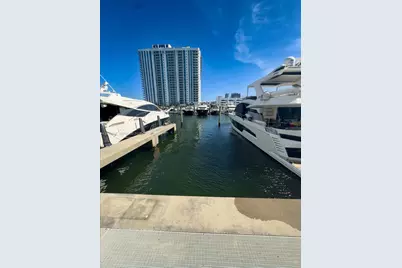 17301 Biscayne Blvd #605, North Miami Beach, FL 33160 - Photo 34