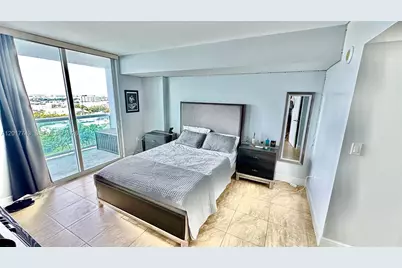 1800 N Bayshore Dr #1906, Miami, FL 33132 - Photo 16