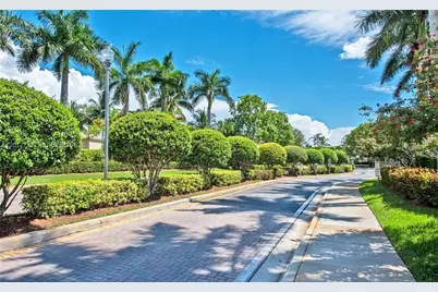 2434 Cordoba Bnd #2434, Weston, FL 33327 - Photo 14