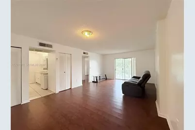 8260 SW 210th St #108, Cutler Bay, FL 33189 - Photo 6