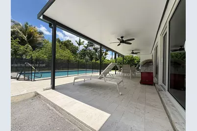 220 NW 130th Ave, Miami, FL 33182 - Photo 6