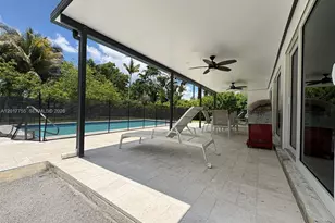 220 NW 130th Ave, Miami, FL 33182 - Photo 6