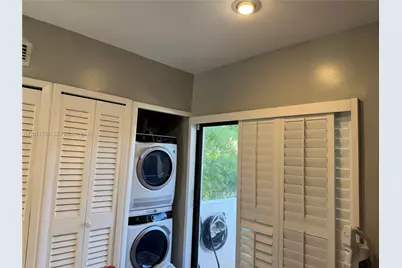 421 Swallow Dr #12, Miami Springs, FL 33166 - Photo 6