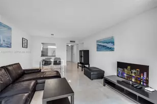 800 Parkview Dr, Hallandale Beach, FL 33009 - Photo 14