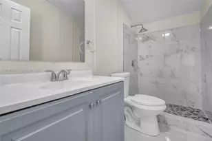 730 NW 217th Terrace, Pembroke Pines, FL 33029 - Photo 18