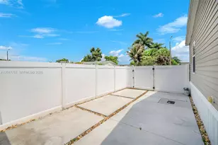 730 NW 217th Terrace, Pembroke Pines, FL 33029 - Photo 28