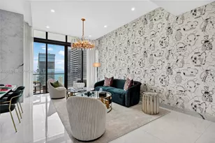 88 SW 7th St, Miami, FL 33130 - Photo 4