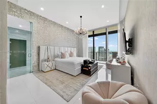 88 SW 7th St, Miami, FL 33130 - Photo 18