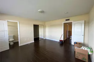 7106 NW 169th St, Hialeah, FL 33015 - Photo 14