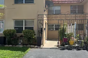 7106 NW 169th St, Hialeah, FL 33015 - Photo 1