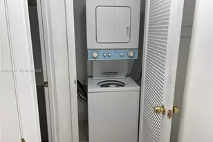 9190 Fontainebleau Blvd, Miami, FL 33172 - Photo 6