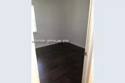 700 NW 19th Ter, Fort Lauderdale, FL 33311 - Photo 10