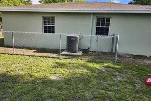 700 NW 19th Terrace, Fort Lauderdale, FL 33311 - Photo 4