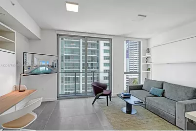 227 NE 2nd St #1610, Miami, FL 33132 - Photo 2