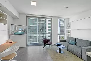 227 NE 2nd St, Miami, FL 33132 - Photo 2
