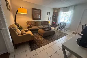 2660 NE 8th Ave, Wilton Manors, FL 33334 - Photo 8
