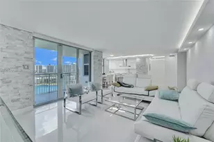 18041 Biscayne Blvd, Aventura, FL 33160 - Photo 2
