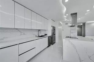 18041 Biscayne Blvd, Aventura, FL 33160 - Photo 4