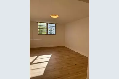 19390 Collins Ave #520, Sunny Isles Beach, FL 33160 - Photo 8