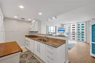 335 S Biscayne Blvd, Miami, FL 33131 - Photo 8