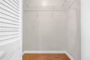 335 S Biscayne Blvd, Miami, FL 33131 - Photo 18
