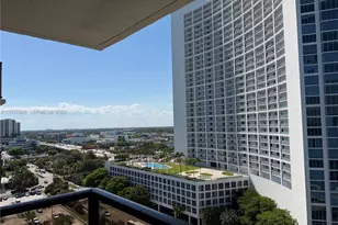 600 NE 36th St, Miami, FL 33137 - Photo 2