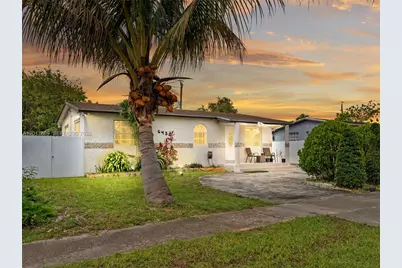 6432 Perry St, Hollywood, FL 33024 - Photo 1
