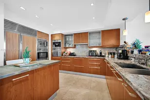 1331 Brickell Bay Dr, Miami, FL 33131 - Photo 40