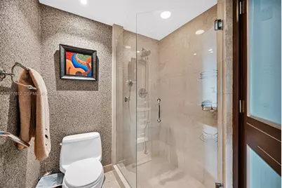 1331 Brickell Bay Dr #3607, Miami, FL 33131 - Photo 32