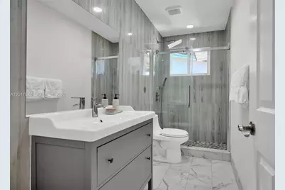1301 Hollywood Blvd, Hollywood, FL 33019 - Photo 10