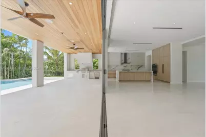 5890 SW 82nd St, South Miami, FL 33143 - Photo 20
